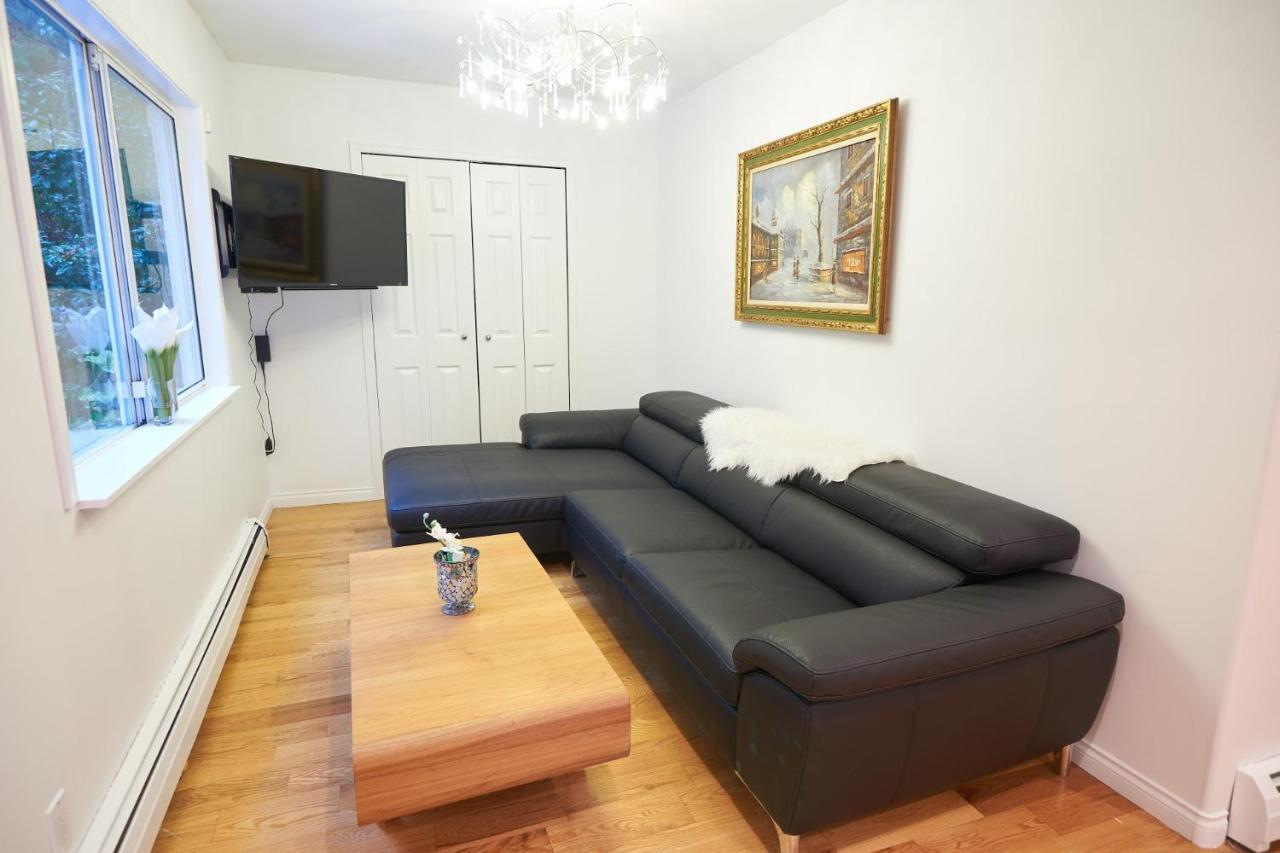 Beautiful Modern Suite Βόρειο Βανκούβερ Εξωτερικό φωτογραφία